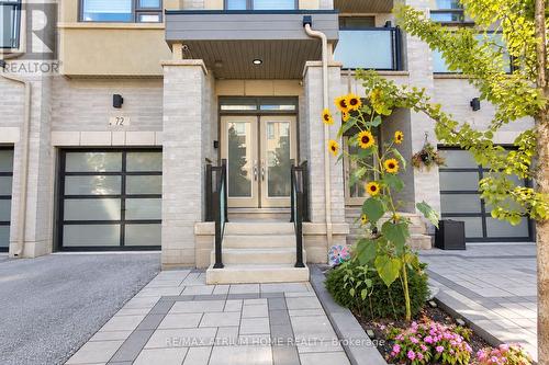 72 HAROLD LAWRIE LANE  Markham, ON L3T 0E8