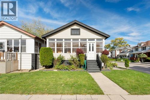 404 CAROLINE STREET  Windsor, ON N9A 6A6