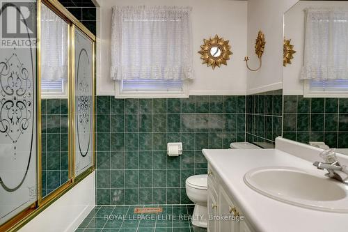 5 Pinecone Way E, Brampton, ON 