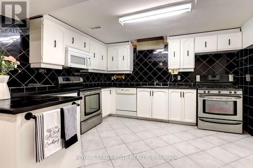 5 Pinecone Way E, Brampton, ON 