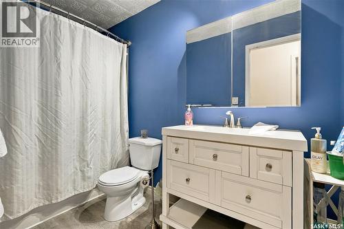 59 Button Bay, Regina, SK 