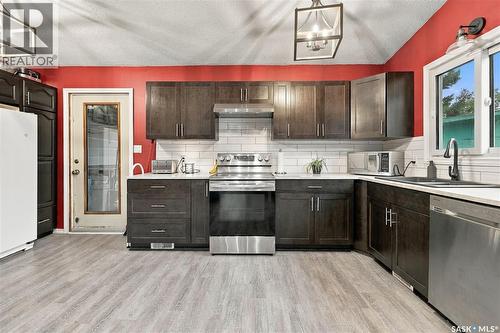 59 Button Bay, Regina, SK 