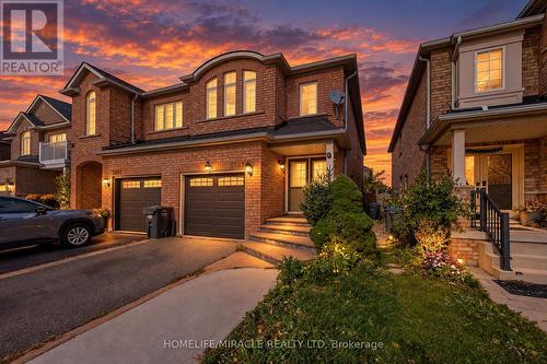 5881 DELLE DONNE DRIVE  Mississauga, ON L5M 7A2