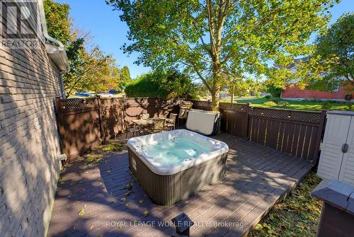 74 Stirling Macgregor Drive, Cambridge, ON 