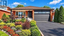 292 LA ROSE AVENUE Toronto, ON M9P 1B9