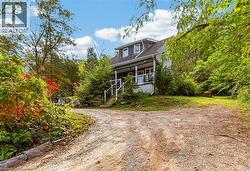 211 MAIN Street W  Grimsby, ON L3M 1S1