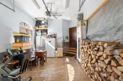 Garage - 