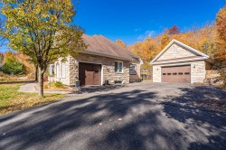 Garage - 