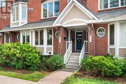 241 LYON STREET N  Ottawa, ON K1R 1B4