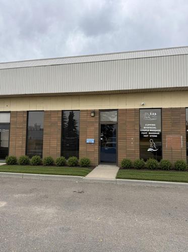 4840 93 Ave, Edmonton, AB 