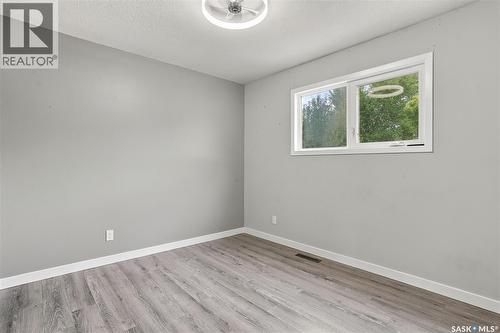 15 Harvard Crescent, Saskatoon, SK 