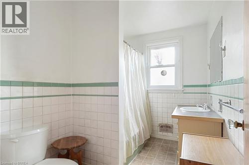 66 Walter Avenue N, Hamilton, ON 