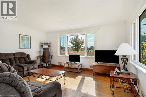 66 Walter Avenue N, Hamilton, ON 