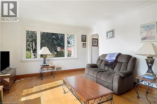 66 Walter Avenue N, Hamilton, ON 