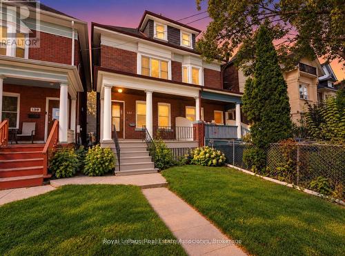132 CLOSE AVENUE  Toronto, ON M6K 2V5