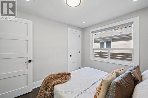 1812 Christopher Road, Mississauga, ON 