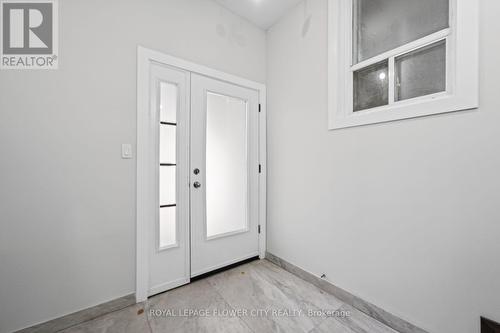 1812 Christopher Road, Mississauga, ON 