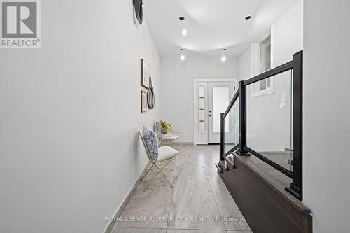 1812 Christopher Road, Mississauga, ON 