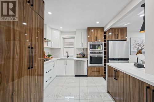 1812 Christopher Road, Mississauga, ON 