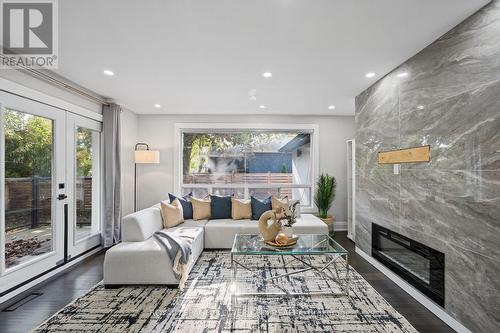1812 Christopher Road, Mississauga, ON 