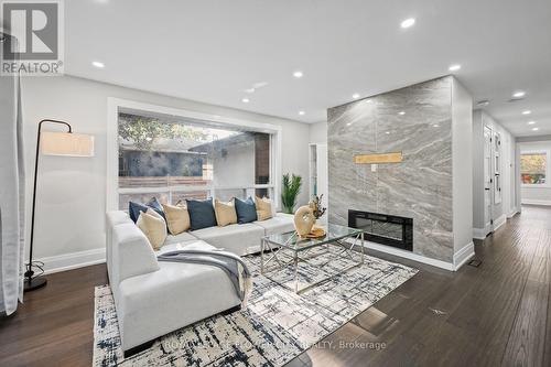1812 Christopher Road, Mississauga, ON 