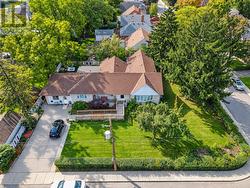 6 KELSO STREET  Hamilton, ON L9A 1C6