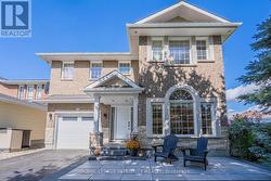 119 WOLISTON CRESCENT  Ottawa, ON K2W 1G5