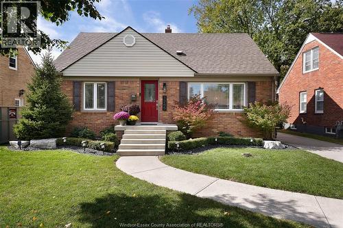 1245 Fairview BOULEVARD  Windsor, ON N8S 3E8
