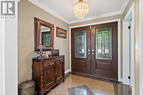 109 HIGHLAND LANE  Richmond Hill, ON L4C 3S1
