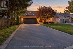 506 REGINA DRIVE  Burlington, ON L7S 1L6