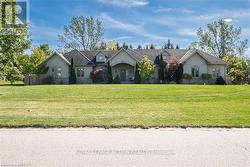 24 WINGROVE WOOD  Brantford, ON N3T 5L7