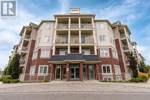 420 - 84 ASPEN SPRINGS DRIVE  Clarington (Bowmanville), ON L1C 0V3