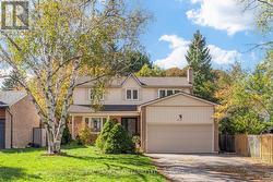 96 RUTLEDGE AVENUE Newmarket, ON L3Y 5T4
