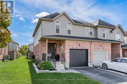 24 BROOKFIELD CRESCENT  Kitchener, ON N2E 0A7