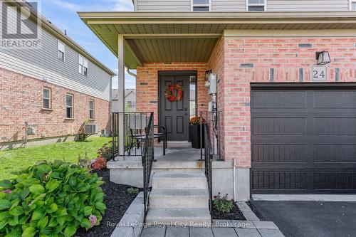 24 Brookfield Crescent, Kitchener, ON 