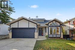 14654 Deer Ridge Drive SE  Calgary, AB T2J 6Z3