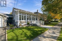 22 ALBERT STREET S Goderich (Goderich (Town)), ON N7A 2Y2
