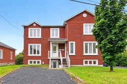 2489 Boul. Mercure Drummondville, QC J2A 1G3