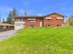 22 21st Avenue  Cranbrook, BC V1C 3H1