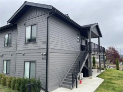 #102C-3800 Burde St Port Alberni, BC V9Y 0E9