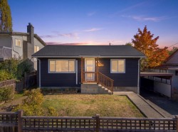 390 Georgia Ave Nanaimo, BC V9R 3V8