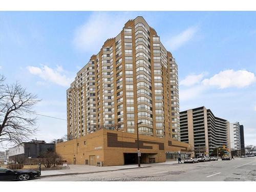 1504-75 RIVERSIDE Drive EAST Windsor, ON N9A 7C4