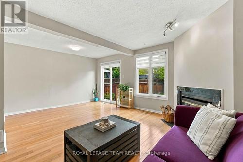 68 Woodbury Crescent, Ottawa, ON 
