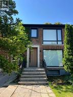 127 GLENVALE BOULEVARD Toronto, ON M4G 2W1