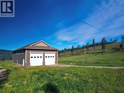 4401 PAXTON VALLEY Road  Monte Lake, BC V0E 2N0