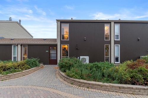 162 1 Snow Street  Winnipeg, MB R3T 0P8