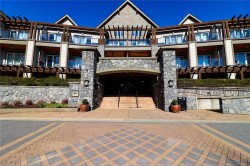 #102/104A-1376 Lynburne Pl Langford, BC V9B 6S1