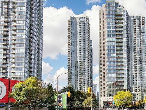 1502 - 35 MARINER TERRACE  Toronto, ON M5V 3V9