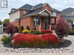 41 BLACKSHIRE CIRCLE  Ottawa, ON K2J 5M2