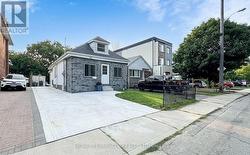 14 SPEARS STREET Toronto, ON M6N 3X7